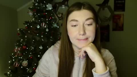 Snapshot of monica_sweets chatting on December 2, 7:03 am sweet girl and shine body online show from December 2, 7:03 am