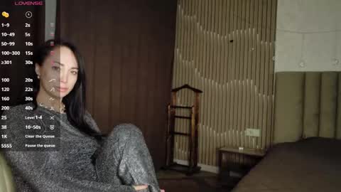 Snapshot of monica_weisss chatting on April 25, 6:16 pm monica_weisss online show from April 25, 6:16 pm