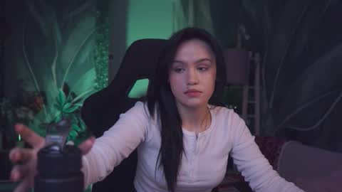 monica online show from February 6, 6:40 am