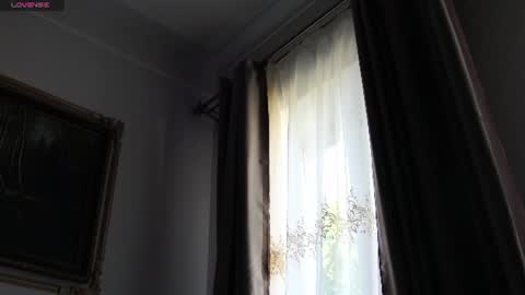 Snapshot of monicaluxxx chatting on July 2, 10:54 am monicaluxxx online show from July 2, 10:54 am
