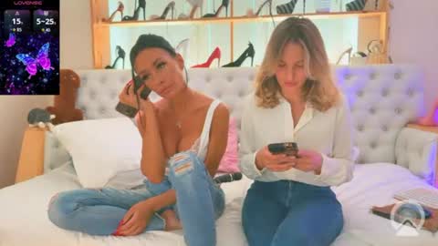 Snapshot of monikate_ chatting on June 13, 11:52 am Himy name Kateim pvt model with hairy pussy online show from June 13, 11:52 am