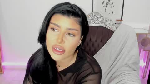 Alessia online show from May 15, 7:37 am