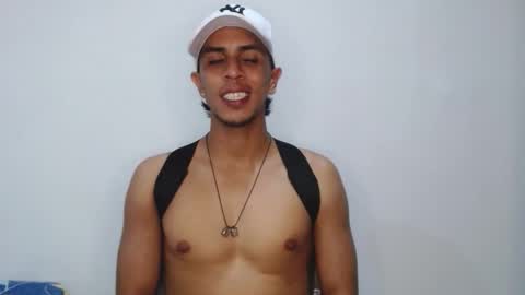 simon dice online show from November 11, 1:49 am