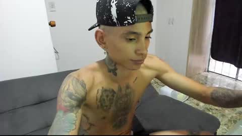 Snapshot of monkeyd_66 chatting on December 12, 1:06 pm monkeyd_66 online show from December 12, 1:06 pm