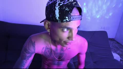 Snapshot of monkeyd_66 chatting on December 13, 12:17 pm monkeyd_66 online show from December 13, 12:17 pm