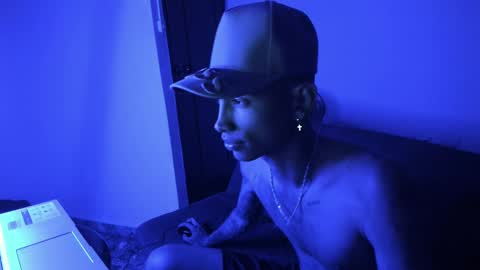 Snapshot of monkeyd_66 chatting on December 30, 7:26 am monkeyd_66 online show from December 30, 7:26 am