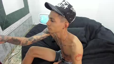 monkeyd_66 online show from February 16, 5:48 pm