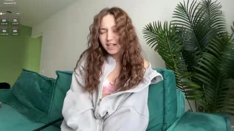 Mary online show from May 17, 9:17 am