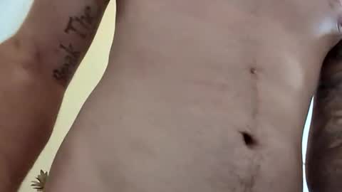 Snapshot of monrod2517 chatting on January 2, 3:51 pm monrod2517 online show from January 2, 3:51 pm