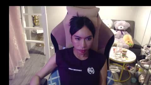 Snapshot of monstercockselfsuck chatting on June 16, 8:50 am ELYSE A SIMPLE GIRL online show from June 16, 8:50 am
