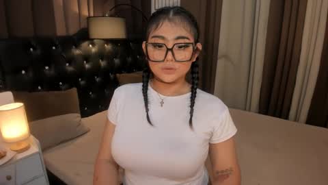 Snapshot of monstrouscockdivaontop chatting on December 14, 1:27 pm Ruthie online show from December 14, 1:27 pm