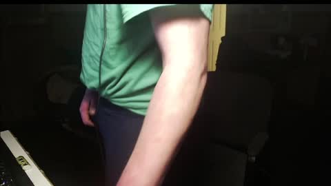 Kingalby817 online show from January 2, 10:05 am