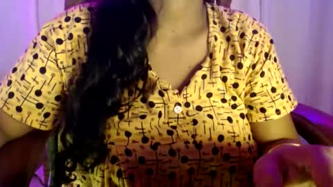 Maya online show from September 10, 1:22 pm