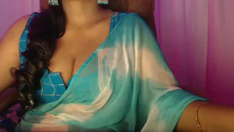 Maya online show from October 8, 11:30 am