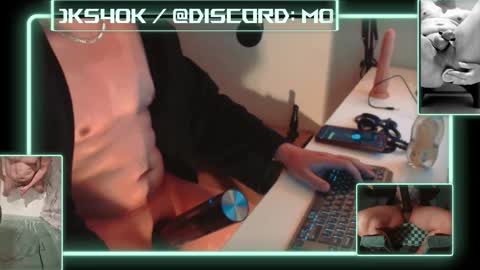 Snapshot of mooks40k chatting on October 19, 9:26 pm M00ks online show from October 19, 9:26 pm