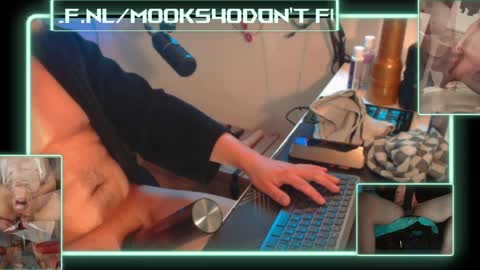 M00ks online show from May 16, 11:46 pm