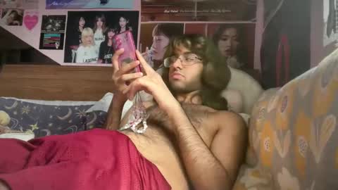 moon online show from June 4, 2:45 pm