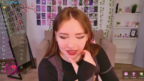 Snapshot of moon__bunny chatting on March 1, 12:40 pm Moon Bunny online show from March 1, 12:40 pm