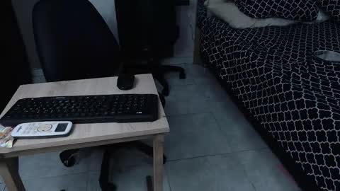 moon_and_fire_ online show from December 3, 2:08 am