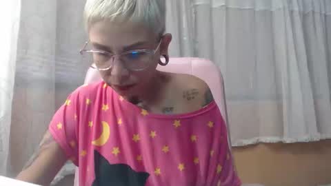 Luna online show from May 27, 2:14 pm