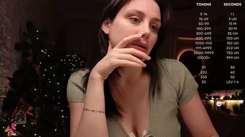 Luna  online show from December 26, 2:48 pm