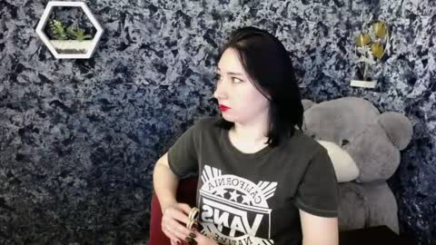 Diana online show from April 15, 8:20 pm