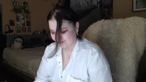 Keira online show from March 29, 5:24 pm