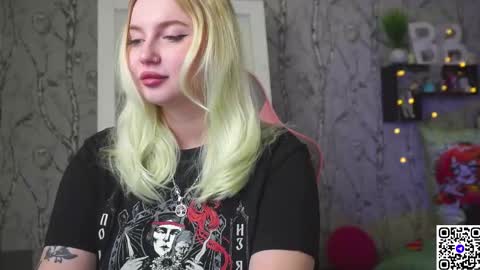 Emilia online show from January 6, 9:02 am