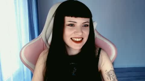  sophie  online show from April 29, 4:11 pm