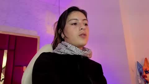 Snapshot of moon_winy chatting on July 29, 12:03 pm Winy online show from July 29, 12:03 pm