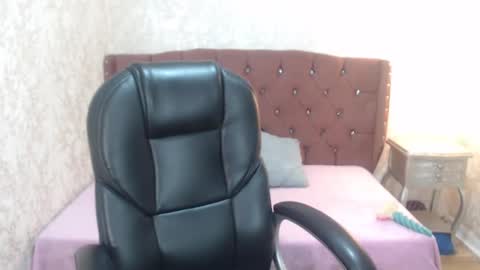 Charlotte online show from February 2, 1:52 pm