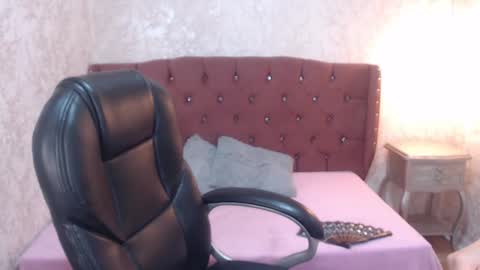 Charlotte online show from February 15, 12:04 am