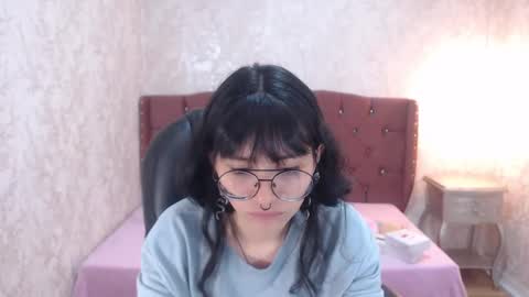 Charlotte online show from February 19, 5:27 pm