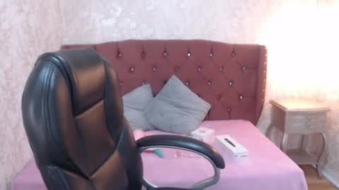 Charlotte online show from February 27, 5:58 pm