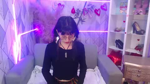 Charlotte online show from October 14, 7:58 pm