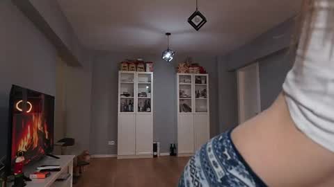 Anna online show from December 22, 5:59 am