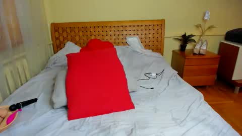 Lena online show from November 9, 7:39 am