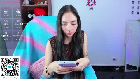 Snapshot of moonlady_ chatting on January 29, 9:07 pm MOON online show from January 29, 9:07 pm