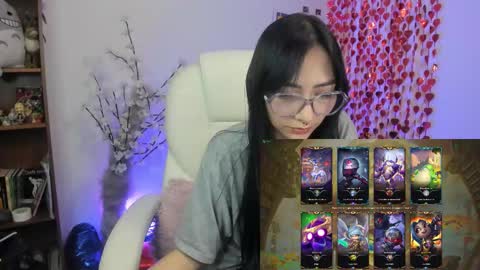 MOON  online show from February 20, 12:18 am