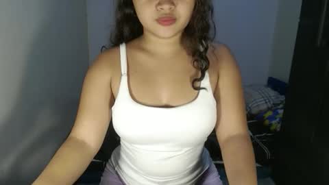 Snapshot of moonlight_xxx chatting on March 22, 1:47 pm moon online show from March 22, 1:47 pm