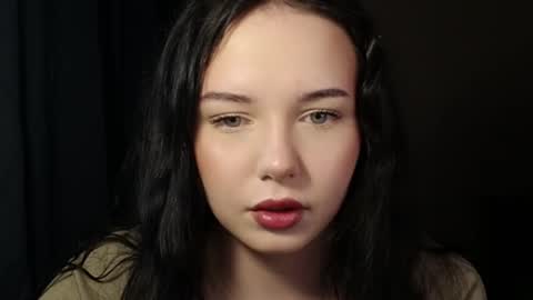 Snapshot of moonlightpoison chatting on May 12, 2:30 am moonlightpoison online show from May 12, 2:30 am