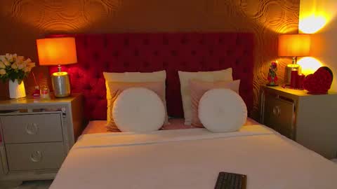 moonligt_iris online show from March 4, 6:08 am