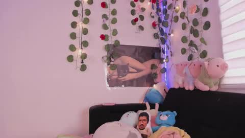 moonliight__ online show from March 16, 5:28 pm