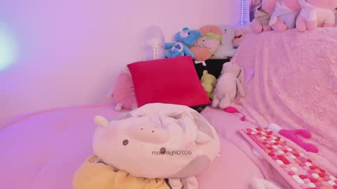 moonliight__ online show from May 26, 4:03 pm