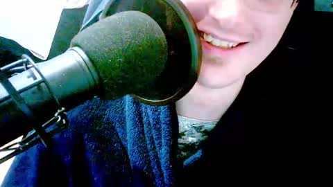 Snapshot of moonsire chatting on January 5, 6:56 pm Moonsire online show from January 5, 6:56 pm