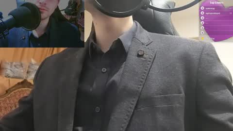 Snapshot of moonsire chatting on January 9, 9:26 pm Moonsire online show from January 9, 9:26 pm