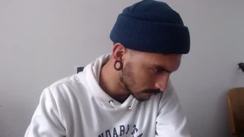 Snapshot of morbidangel08 chatting on May 4, 4:36 pm Abelardo online show from May 4, 4:36 pm