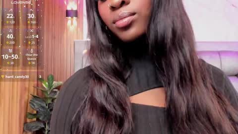 more hott online show from September 8, 7:02 pm