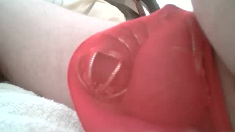 Snapshot of morefun2lickit chatting on April 21, 5:28 pm morefun2lickit online show from April 21, 5:28 pm