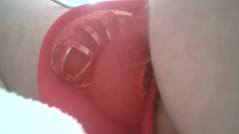 Snapshot of morefun2lickit chatting on May 15, 7:32 pm morefun2lickit online show from May 15, 7:32 pm